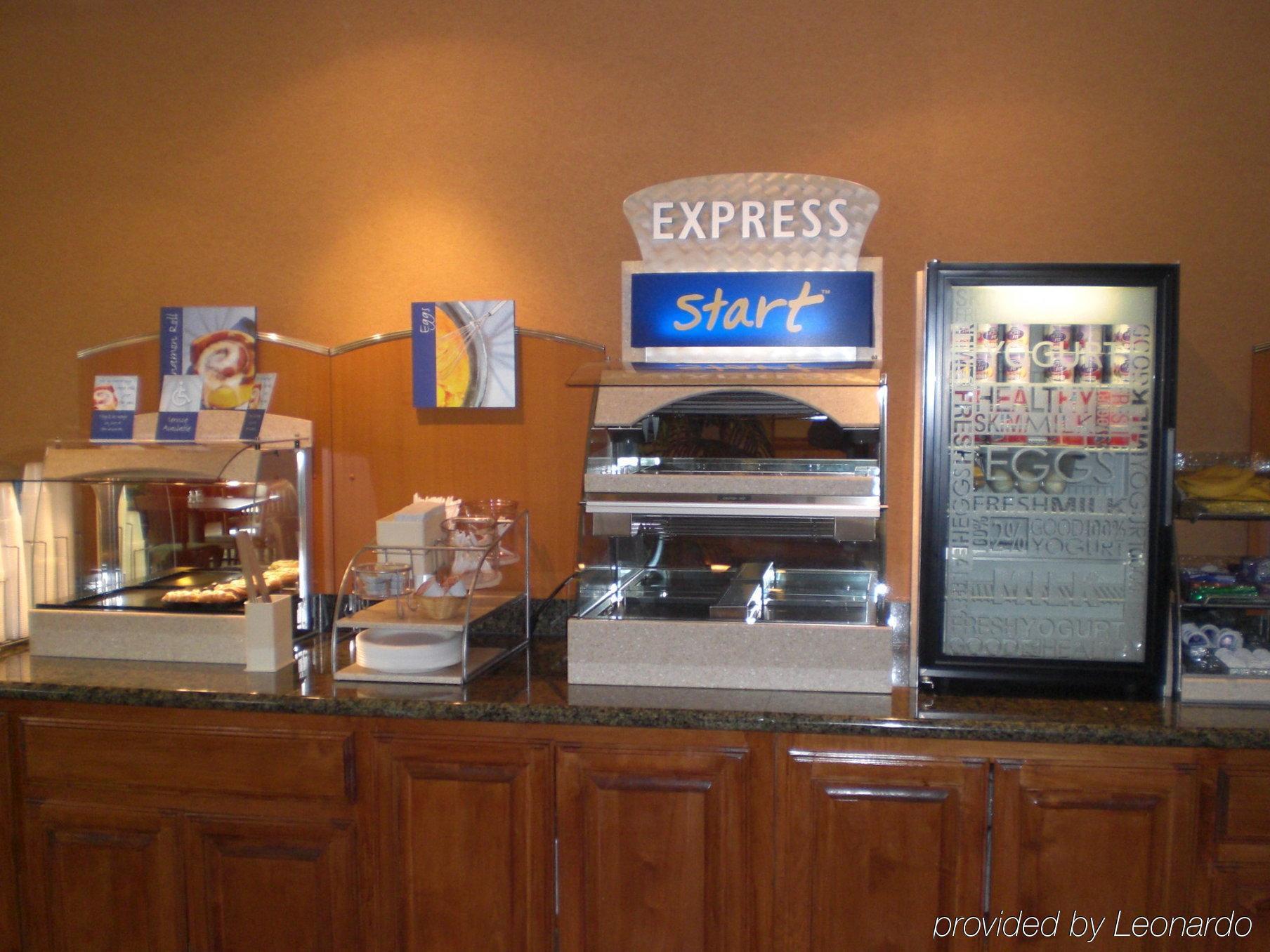 Holiday Inn Express Hotel And Suites Alice By Ihg Екстер'єр фото