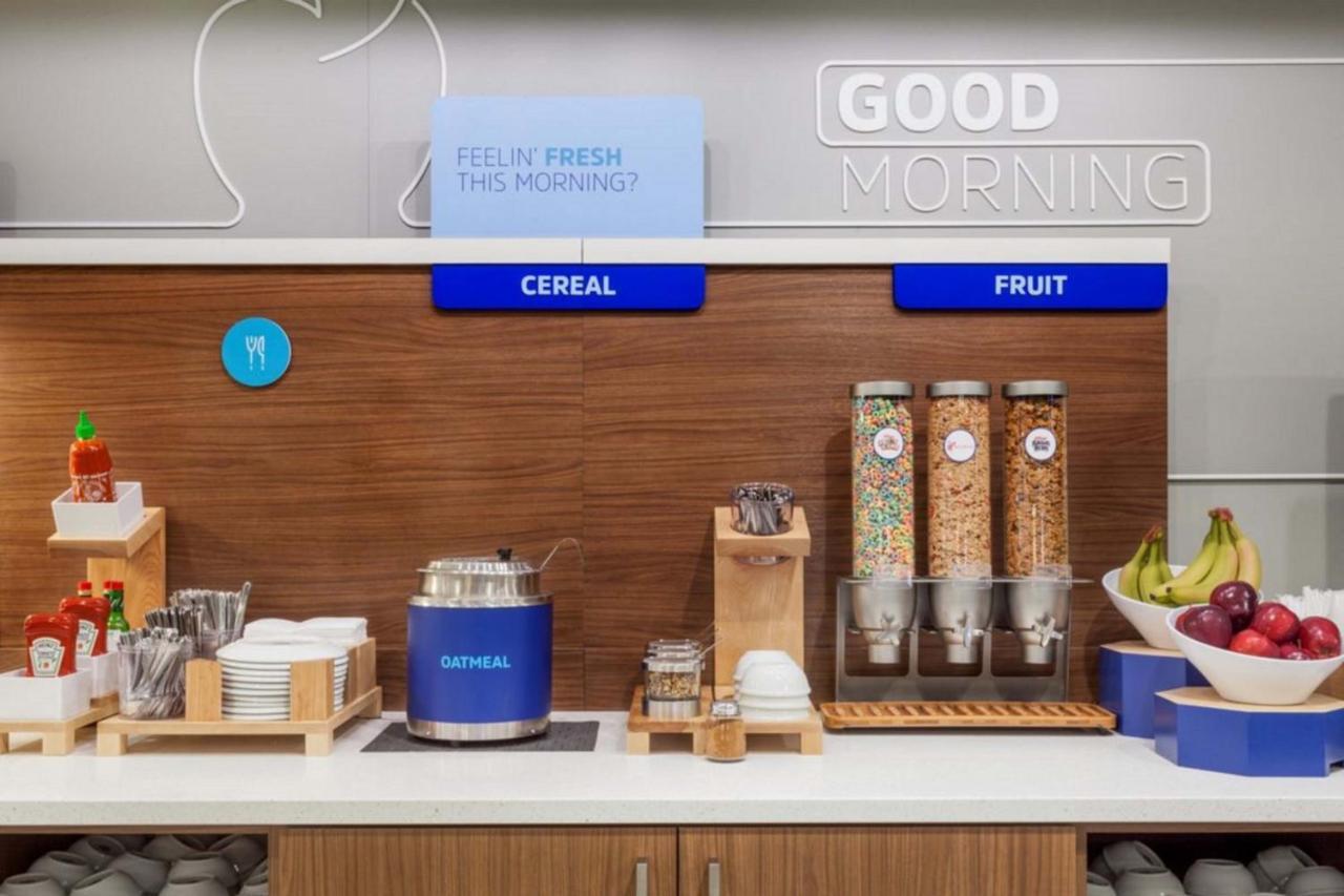 Holiday Inn Express Hotel And Suites Alice By Ihg Екстер'єр фото
